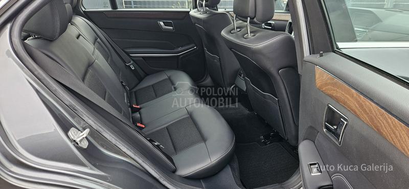 Mercedes Benz E 220 E 220