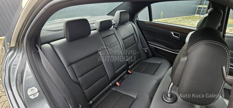 Mercedes Benz E 220 E 220