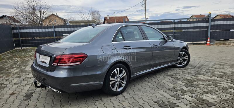 Mercedes Benz E 220 E 220