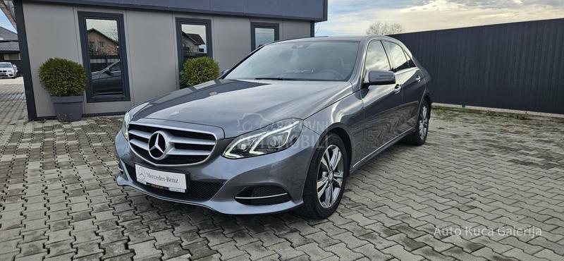 Mercedes Benz E 220 E 220