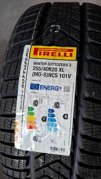 Pirelli 255/40 R20 Zimska