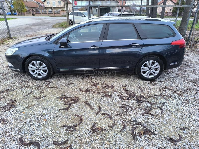 Citroen C5 2.0hdi  N A V I