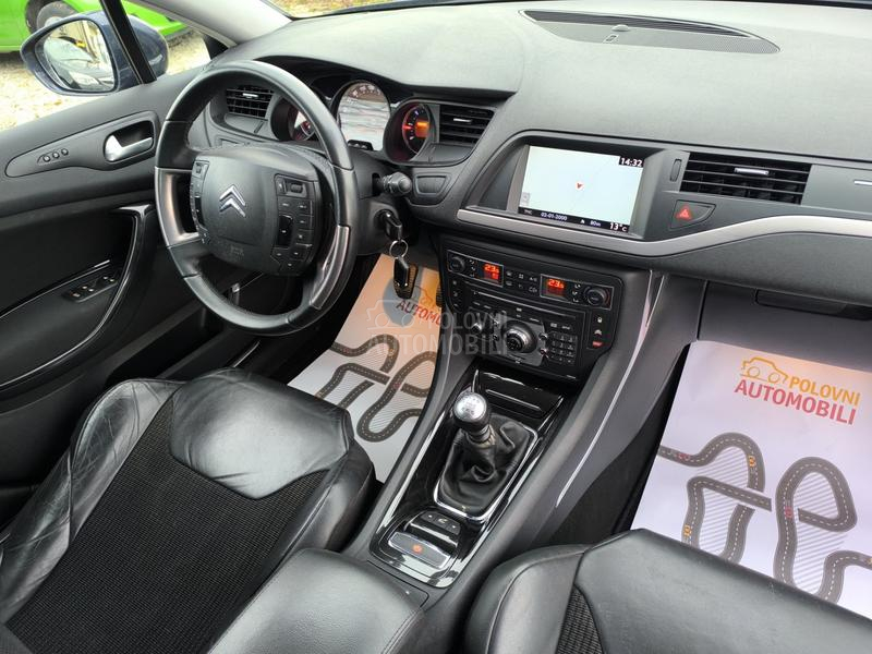 Citroen C5 2.0hdi  N A V I