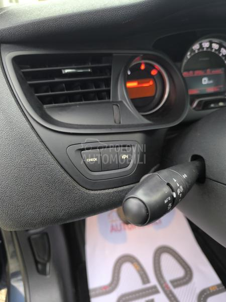 Citroen C5 2.0hdi  N A V I