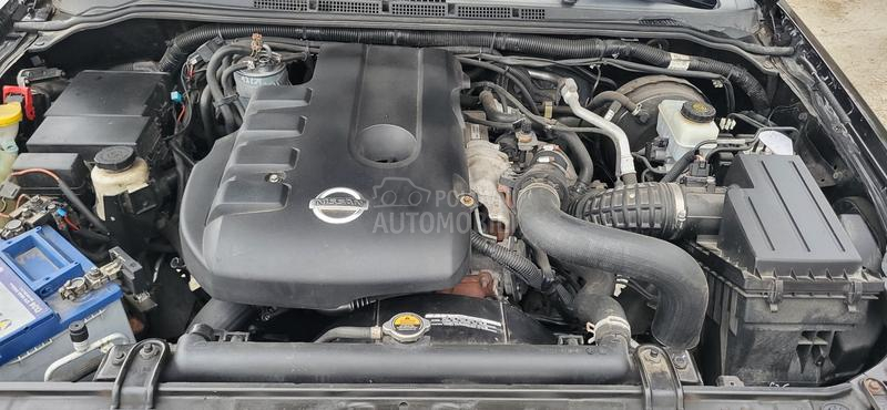 Nissan Navara 2,5