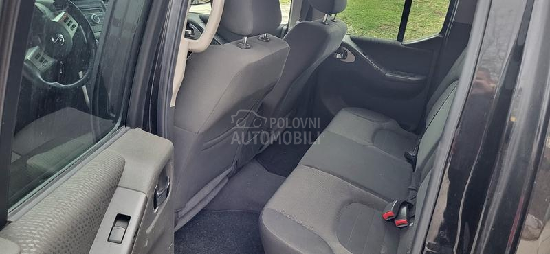 Nissan Navara 2,5