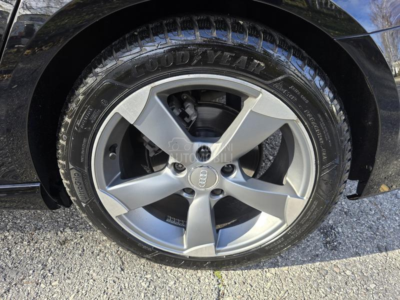 Audi A3 S LINE   S TRONIC