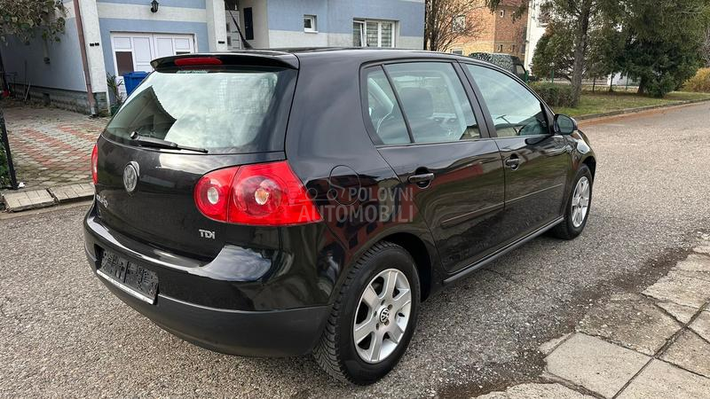 Volkswagen Golf 5 1.9TDi