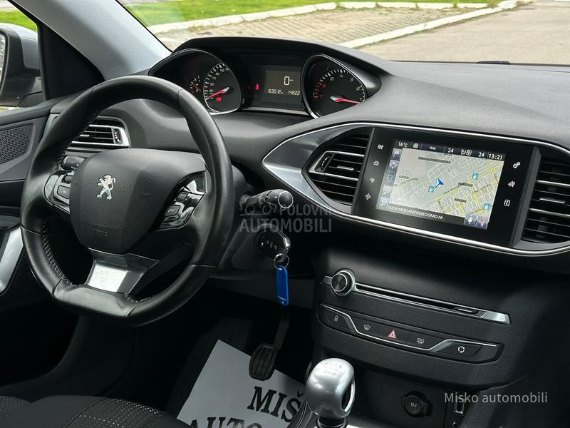 Peugeot 308 1.2 Puretech Led Nav