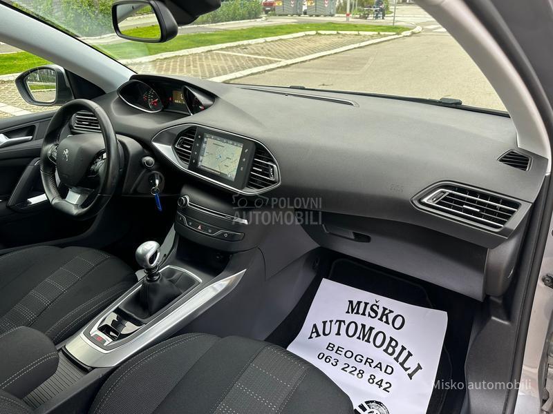 Peugeot 308 1.2 Puretech Led Nav