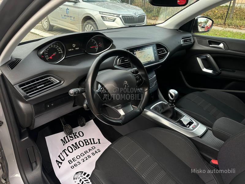 Peugeot 308 1.2 Puretech Led Nav