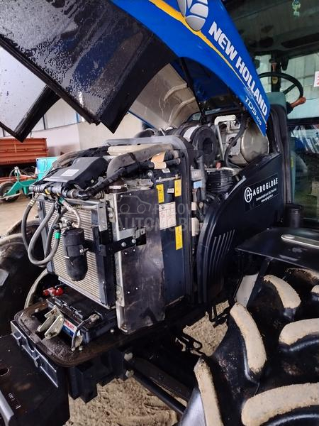 New Holland TD5.105