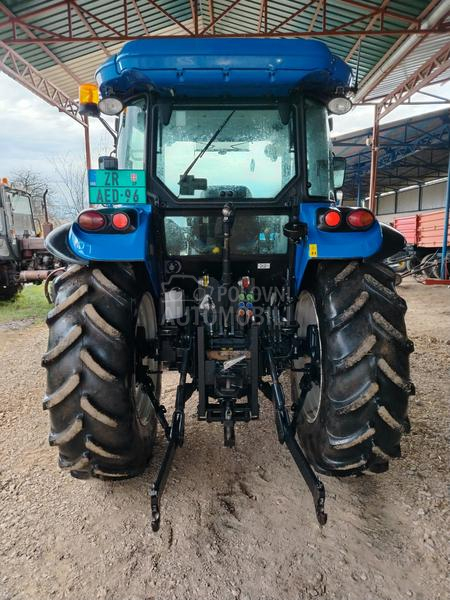 New Holland TD5.105