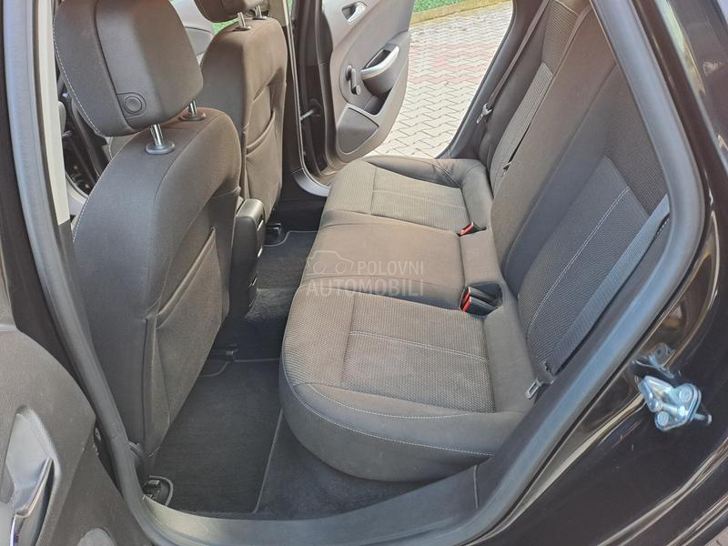 Opel Astra J 1.6  125000 k.m CH