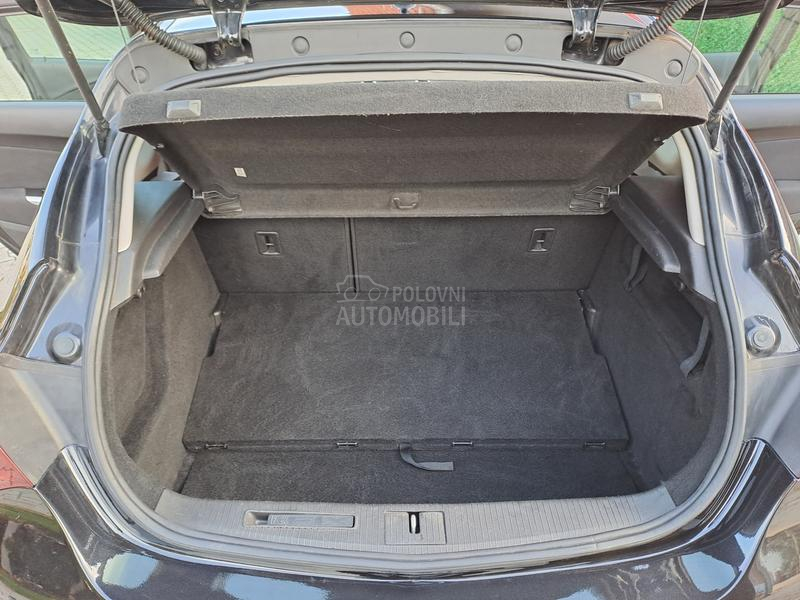 Opel Astra J 1.6  125000 k.m CH