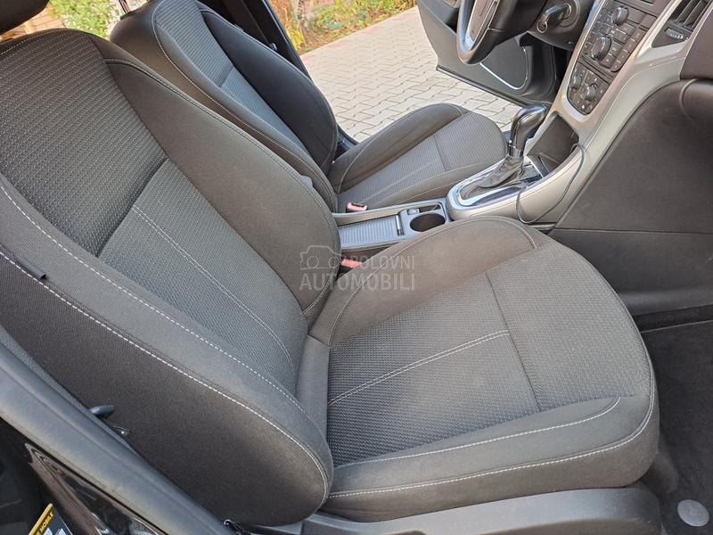 Opel Astra J 1.6  125000 k.m CH