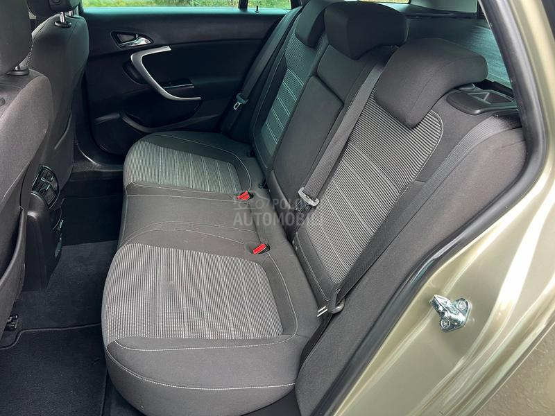 Opel Insignia NOVAA/OPREMA