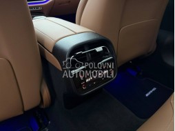 Mercedes Benz E 220 4MATIC AMG slika 26