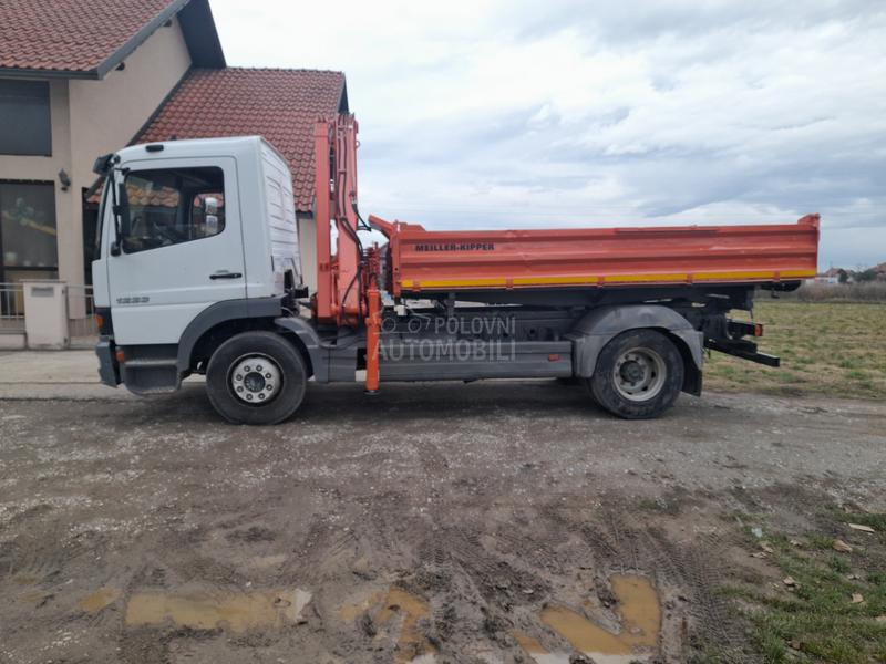 Mercedes Benz 1223 kiper kran