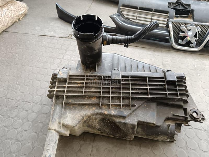 Kuciste filtera vazduha 1.4i