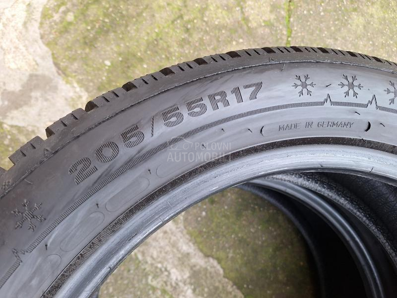 Dunlop 205/55 R17 Zimska