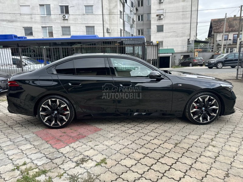 BMW 520 M ProPano Iconic HK