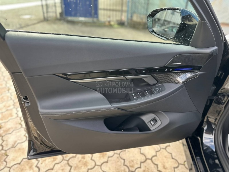 BMW 520 M ProPano Iconic HK