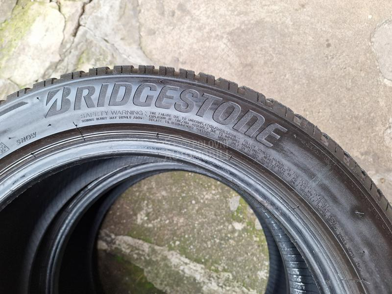Bridgestone 225/50 R17 Zimska