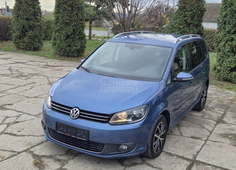 Volkswagen Touran 1.6 TDI N A V. I