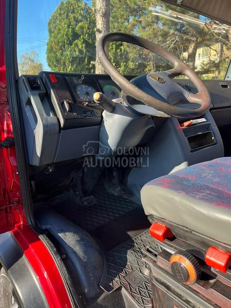 Mercedes Benz Vario 815