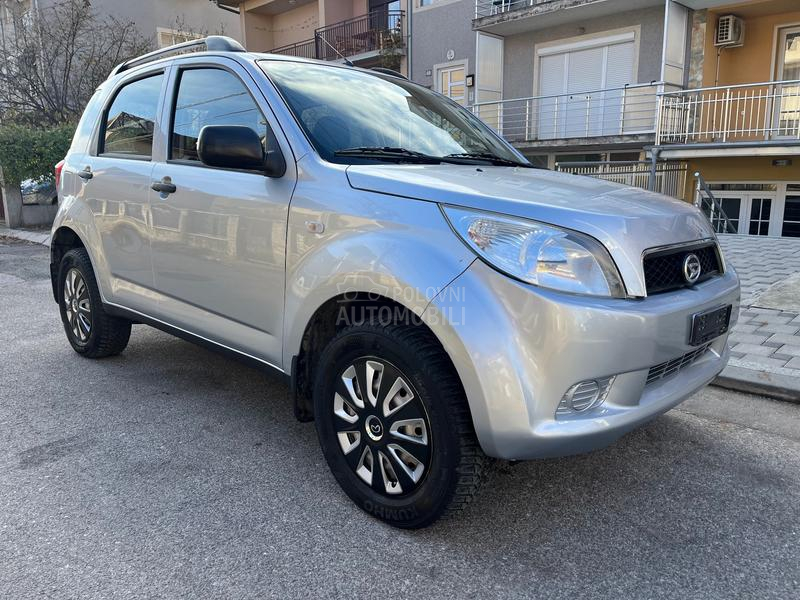 Daihatsu Terios 1.5 4x4 OČUVAN 2007