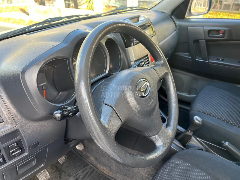 Daihatsu Terios 1.5 4x4 OČUVAN 2007