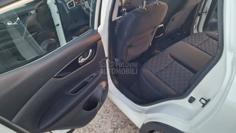 Nissan Qashqai 1.5 DCI TEKNA