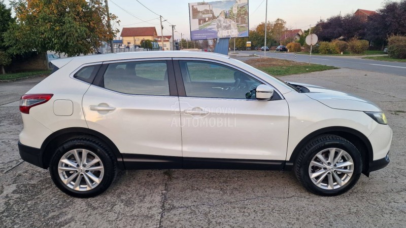Nissan Qashqai 1.5 DCI TEKNA