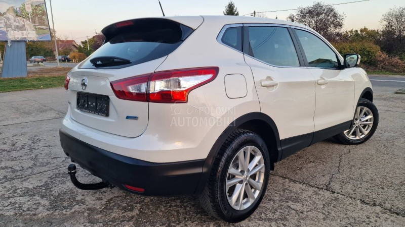 Nissan Qashqai 1.5 DCI TEKNA