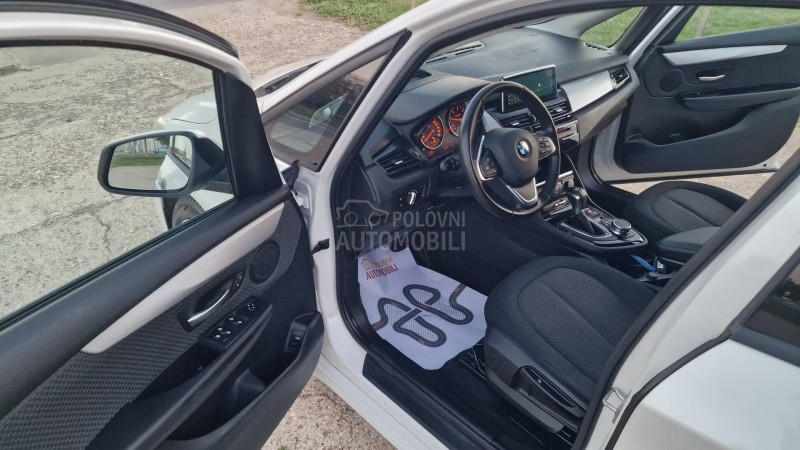 BMW 216 D UNIQUE SPORT