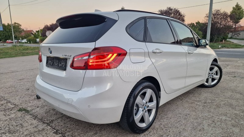 BMW 216 D UNIQUE SPORT