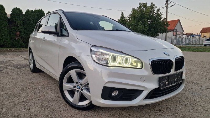 BMW 216 D UNIQUE SPORT