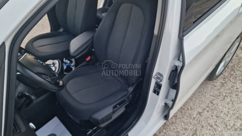 BMW 216 D UNIQUE SPORT