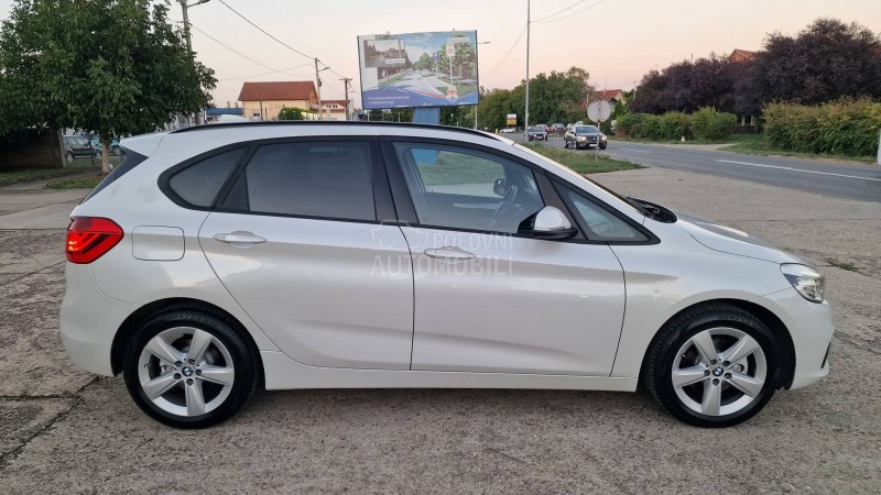 BMW 216 D UNIQUE SPORT