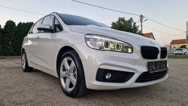 BMW 216 D UNIQUE SPORT