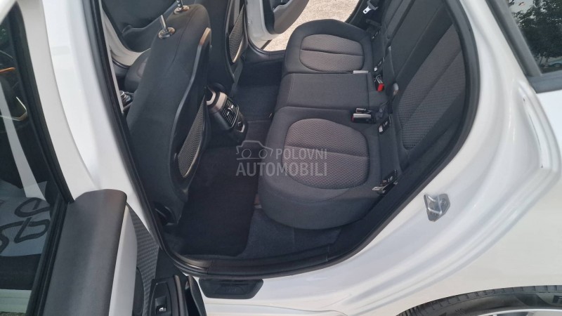 BMW 216 D UNIQUE SPORT