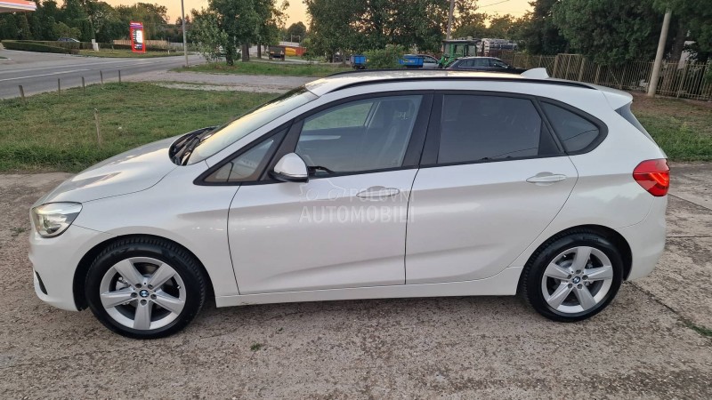 BMW 216 D UNIQUE SPORT