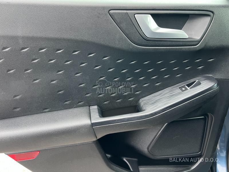 Ford Kuga 2.0 TDCI TITANIUM