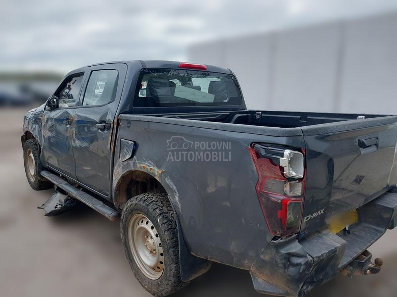 Isuzu D-Max RZ4E-TCX 2023. god. -  kompletan auto u delovima