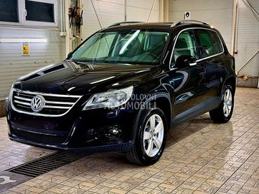 Volkswagen Tiguan 4x4 DSG Pano