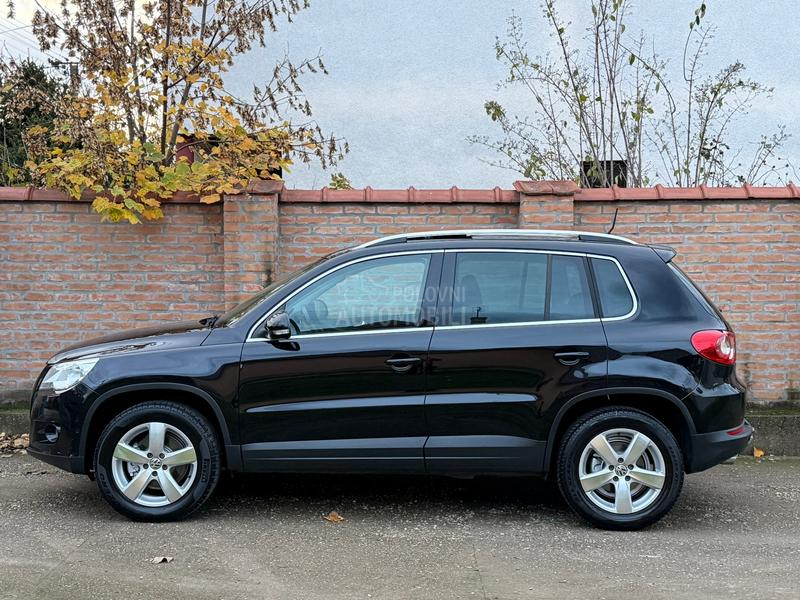 Volkswagen Tiguan 4x4 DSG Pano