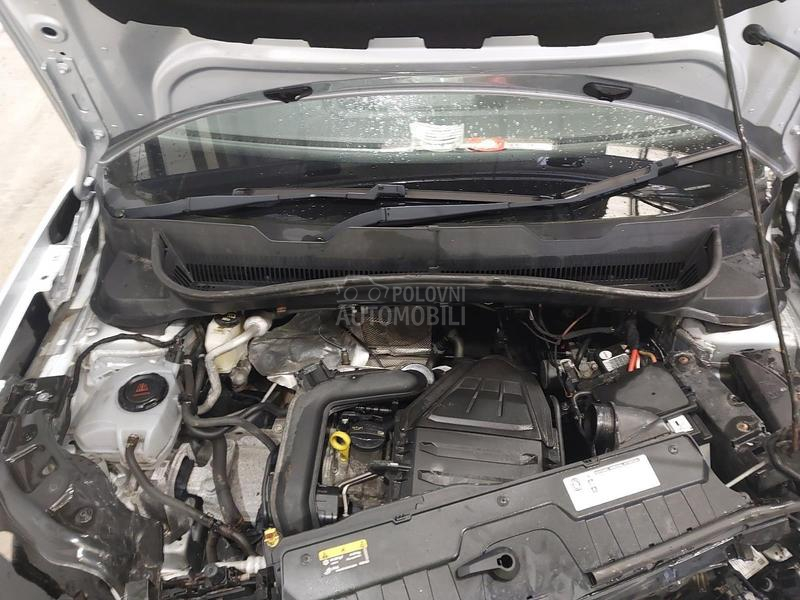 Volkswagen T-Cross DKRF 2019. god. -  kompletan auto u delovima