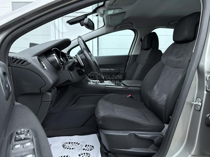 Peugeot 3008 C.H  AUTO.MAT.IK