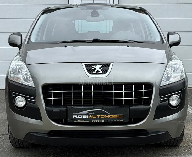 Peugeot 3008 C.H  AUTO.MAT.IK